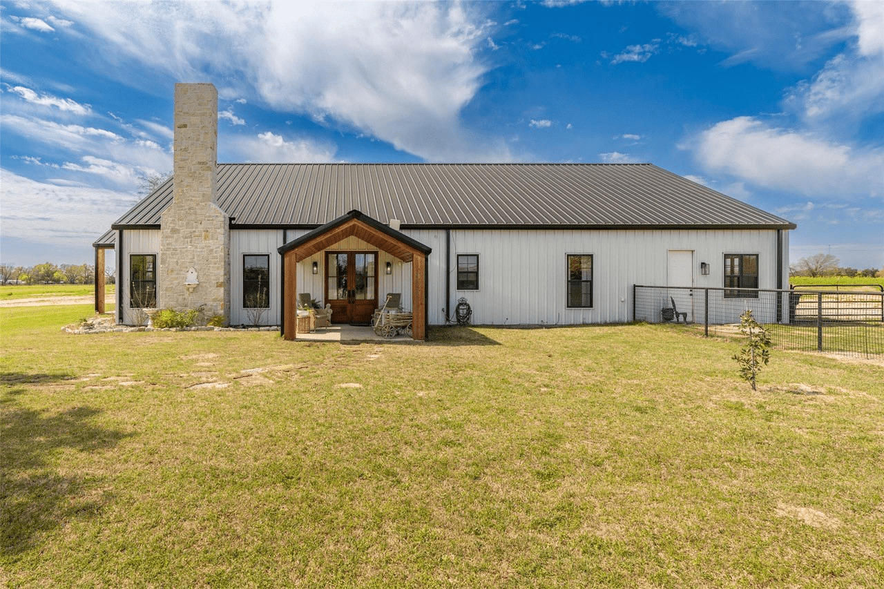 4 Phenomenal Barndominiums Currently For Sale in or Near Hopkins County