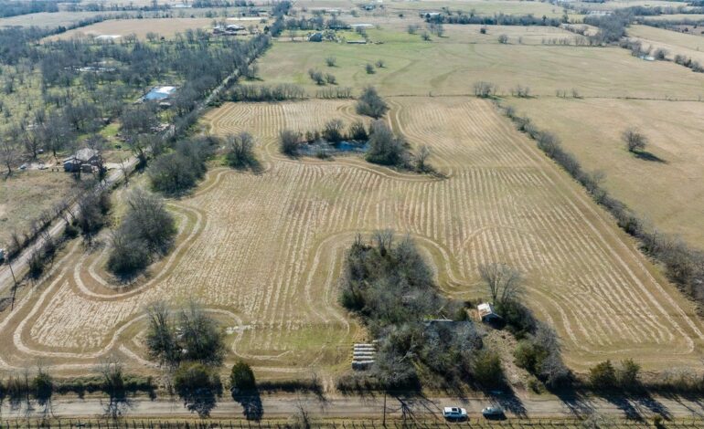 North Hopkins 18 Acres with No Restrictions Is Now For Sale