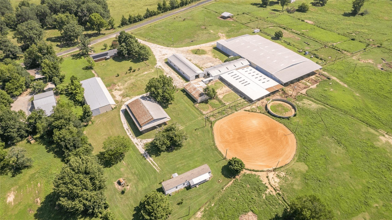 Deluxe Equestrian Ranch or Horse Event Center For Sale in Beautiful De Kalb, TX