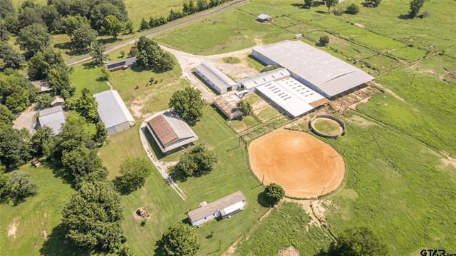 Two Equestrian Ranches for Sale that Your Horses will Love