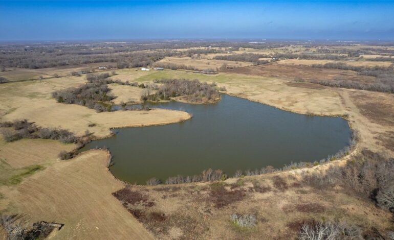 Picturesque 212 Acres with Large Private Lake & Barns Goes on the Market