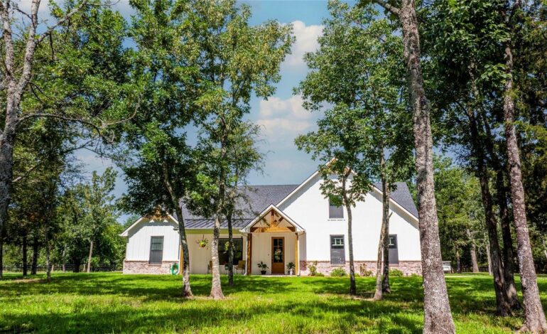 Discover 4 Move-In Ready Houses Located on Small Acreage Tracts That Give You Privacy