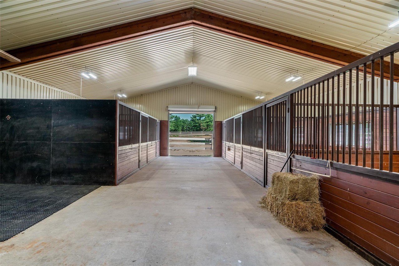 Two Working Horse Ranches For Sale in North East Texas Appeal to ...