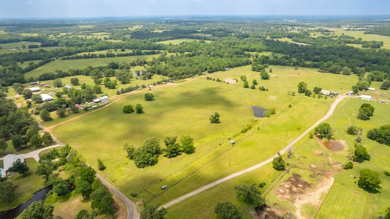86 Acres Next to Lowe’s Distribution Center For Sale in Mount Vernon