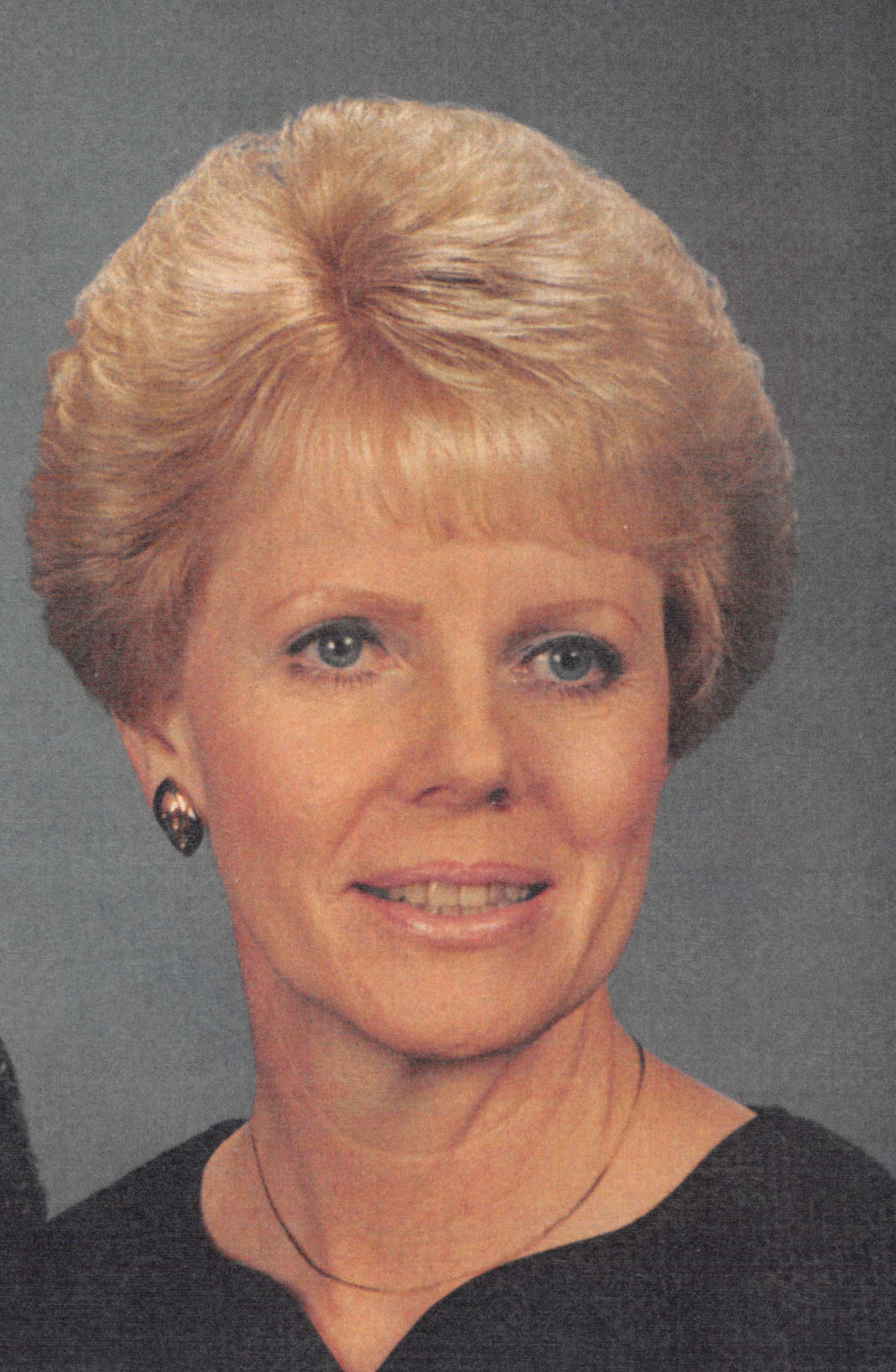 Joan Lee Moyle Obituary
