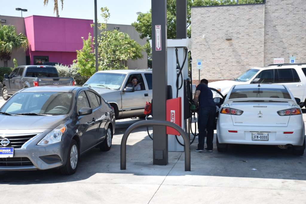 Rumors of Gas Shortage Sweep Sulphur Springs. SSPD Chief Sanders and City Manager Urge Public Not to Panic Over Rumors.
