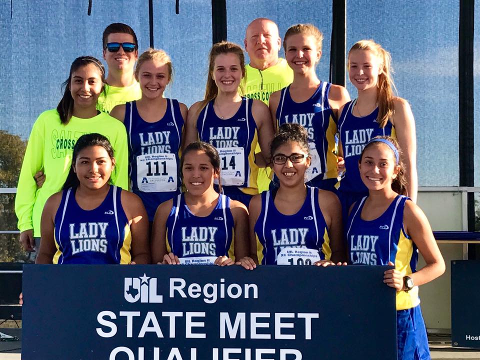 The Saltillo Girls Varsity Cross Country Team Qualifies for State Meet