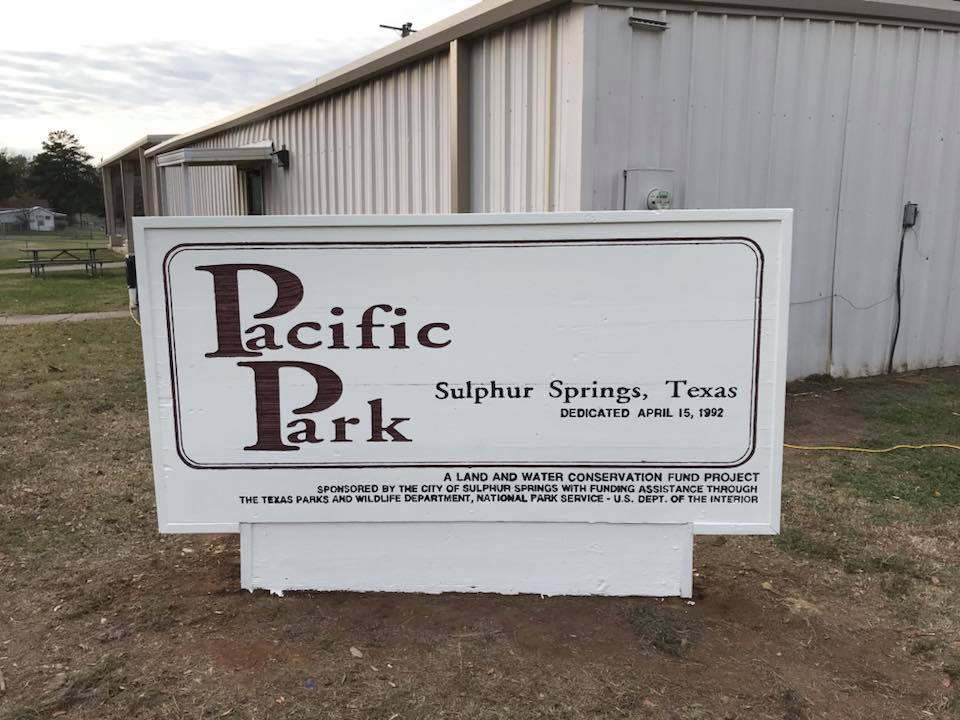 Local Eagle Scout Refurbishes Pacific Parks Signs for Eagle Scout Project