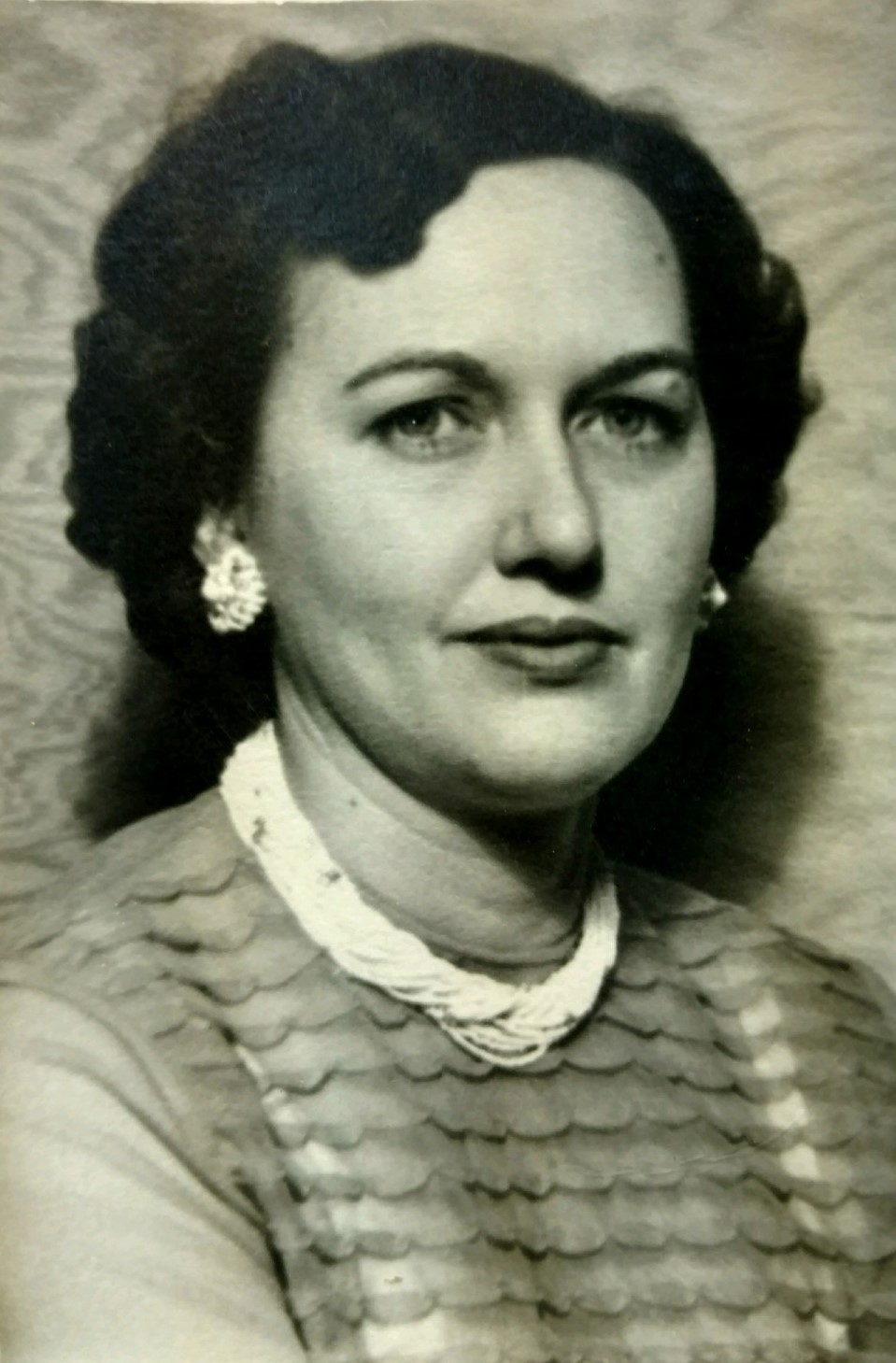 Vera Ruth Holcomb Obituary