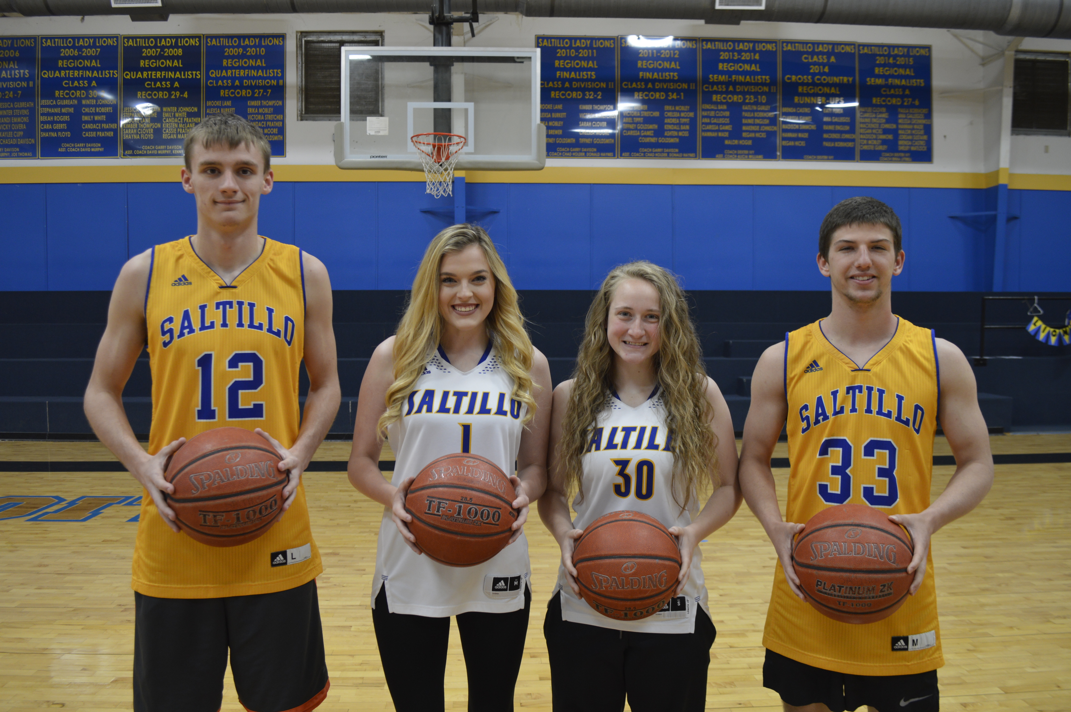 Members of Saltillo Girls and Boys Basketball Teams Named to All-Region Team.