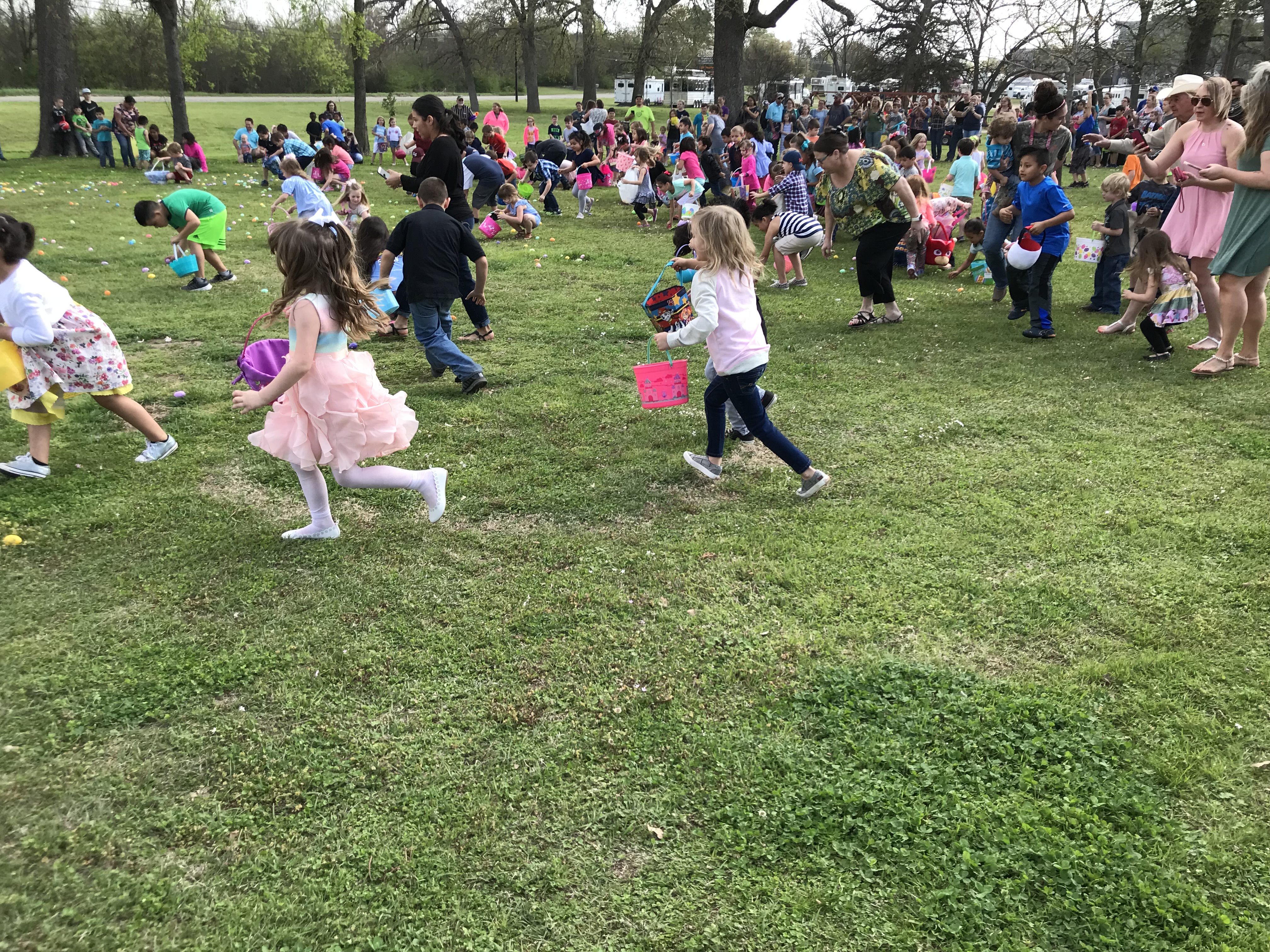 Hopkins County Sheriff’s Annual Easter Egg Hunt A Huge Success