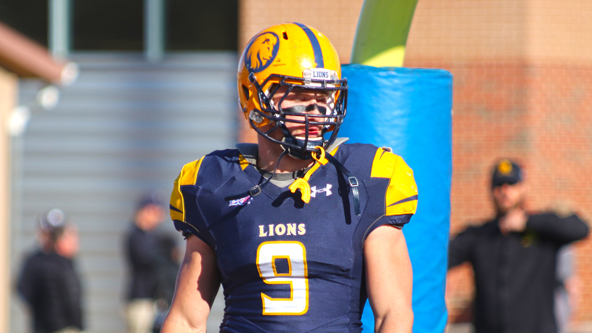 Running Game Carries No. 1 Texas A&M Commerce Lions Football Team to 21-11 Win at Eastern New Mexico