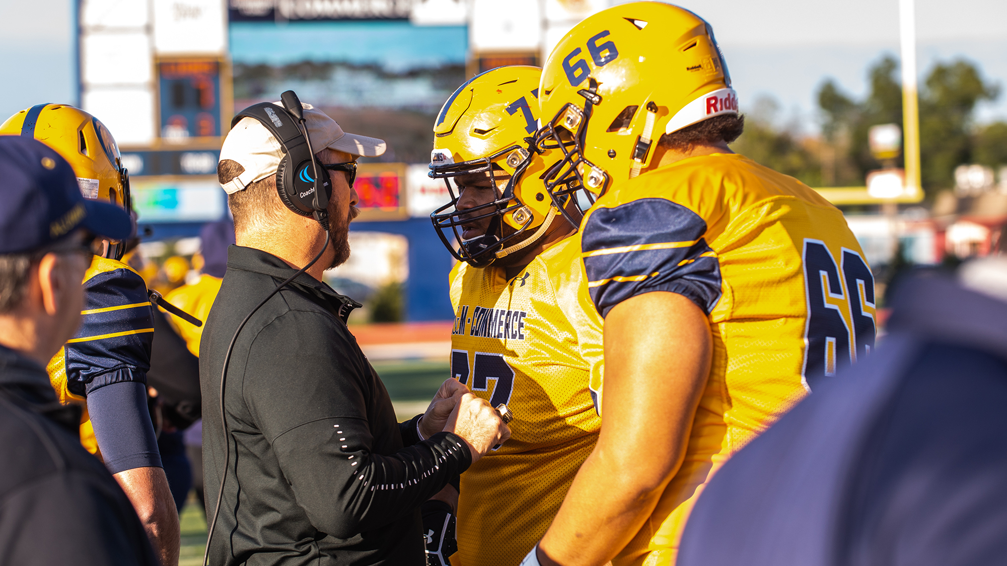 No. 15 Texas A&M Commerce Lions Football Team Opens Fourth Straight Playoff Trip With Trek To No. 5 Minnesota-Duluth