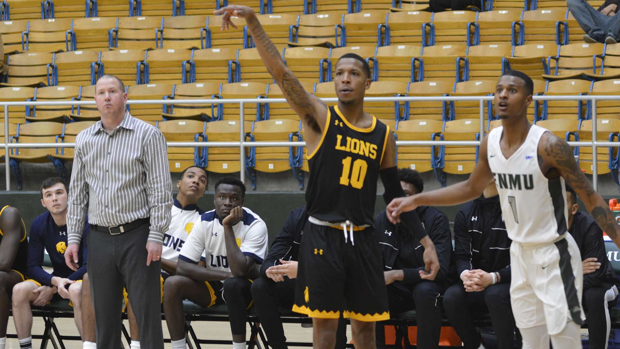 No. 20 Texas A&M University-Commerce Men’s Basketball Overcomes 19-Point First Half Deficit to Defeat ENMU 112-99