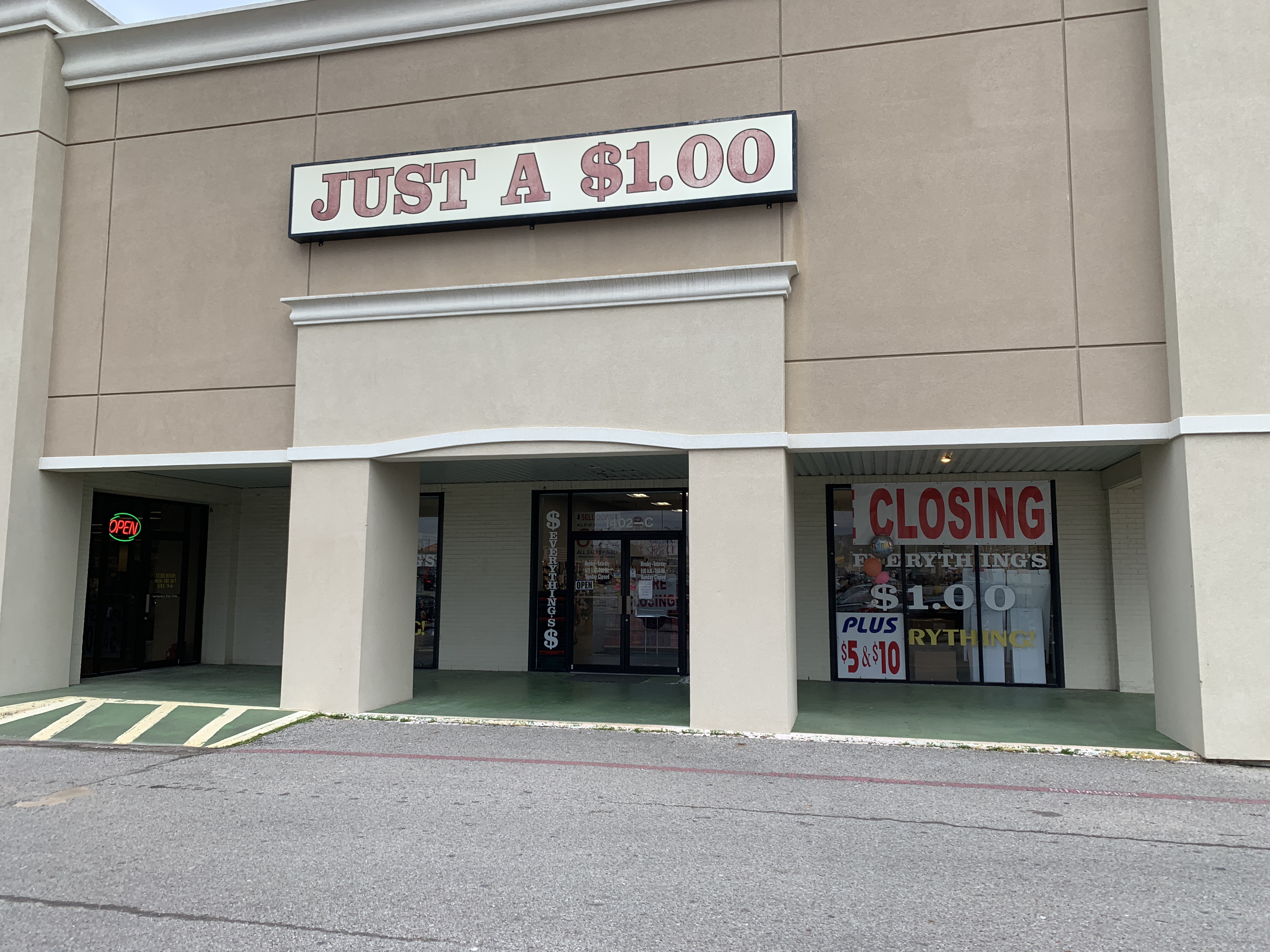 Just A Dollar Store in Sulphur Springs Closing Soon.