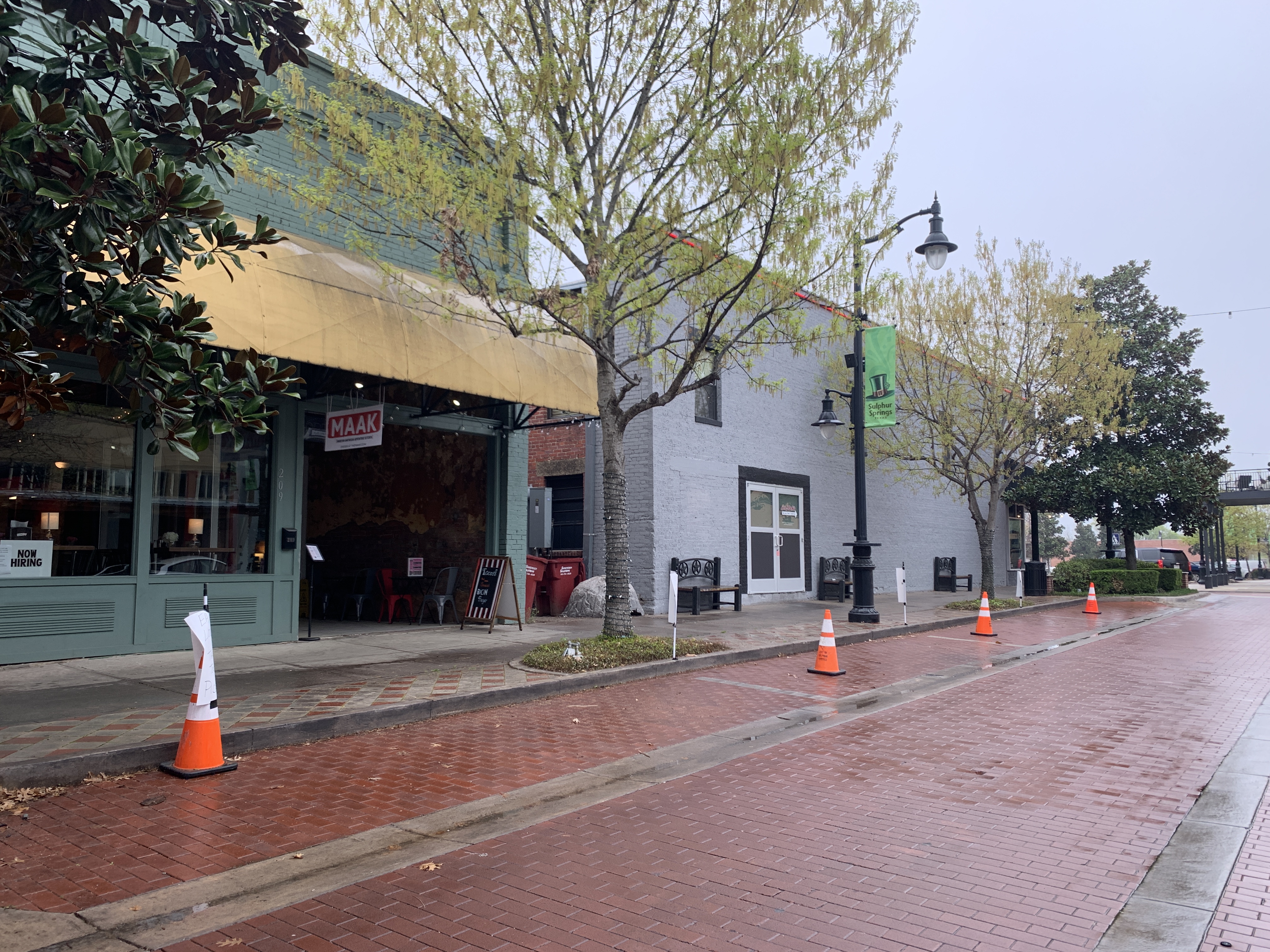 City of SS Designates Four Parking Spots for Curbside Pick-Up from Four Downtown Restaurants