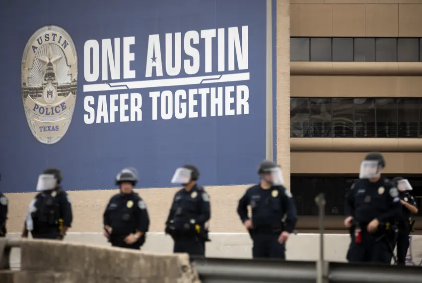 Gov. Greg Abbott considering legislation to put Austin police under state control after budget cut