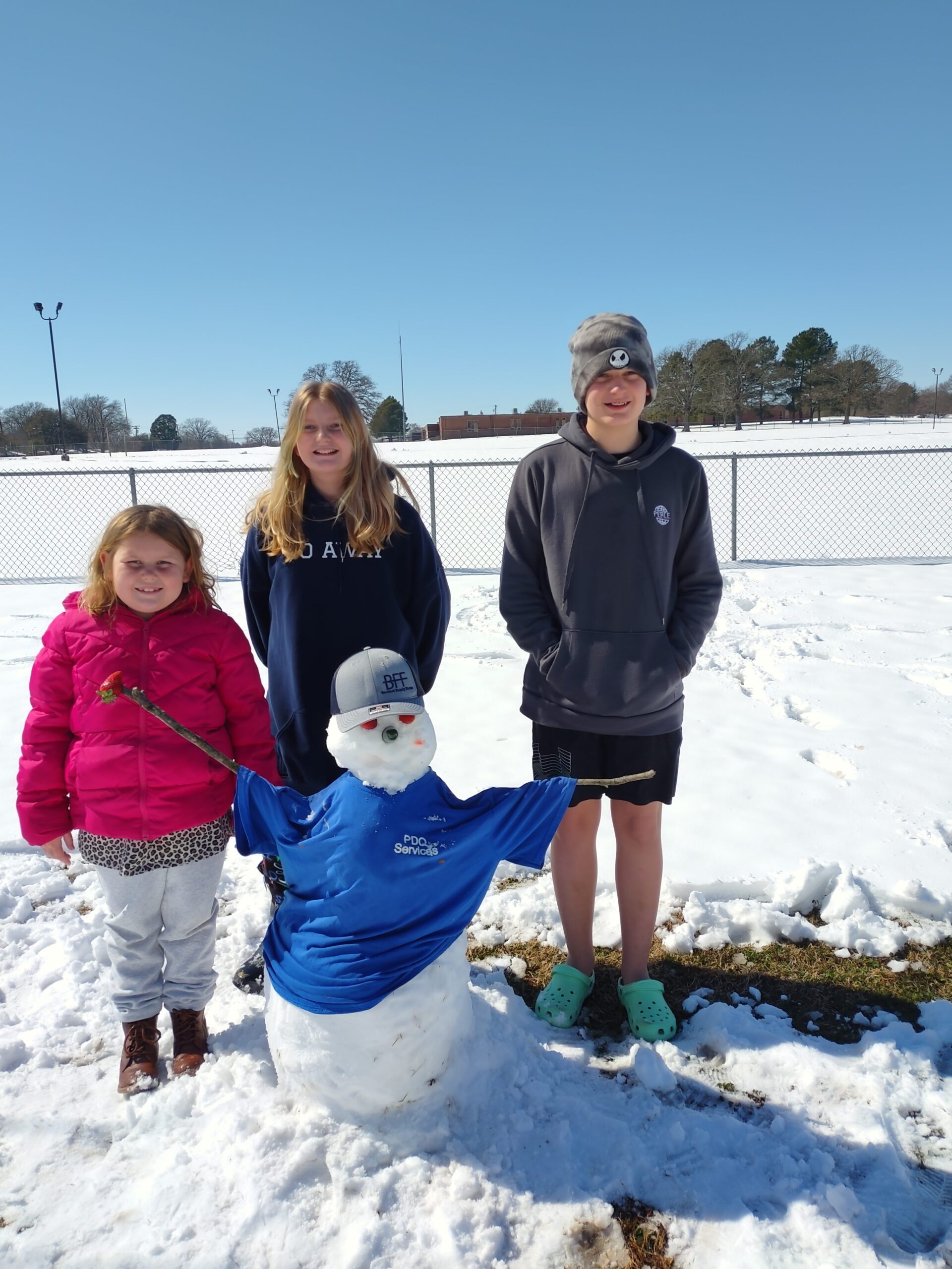 Local Family Makes Snowman to Honor Late Father/Grandfather