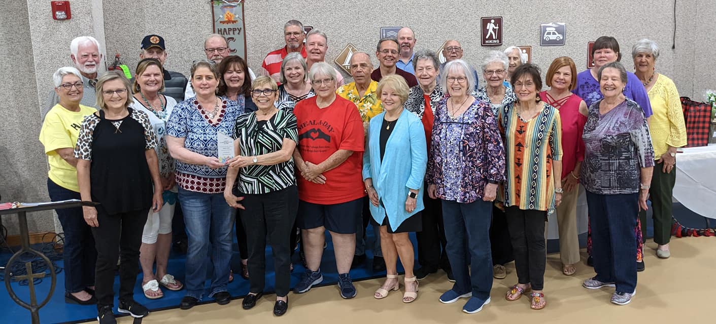 Meal a Day Volunteers and Hopkins County Genealogical Society Honored at Retired Senior Volunteer Banquet
