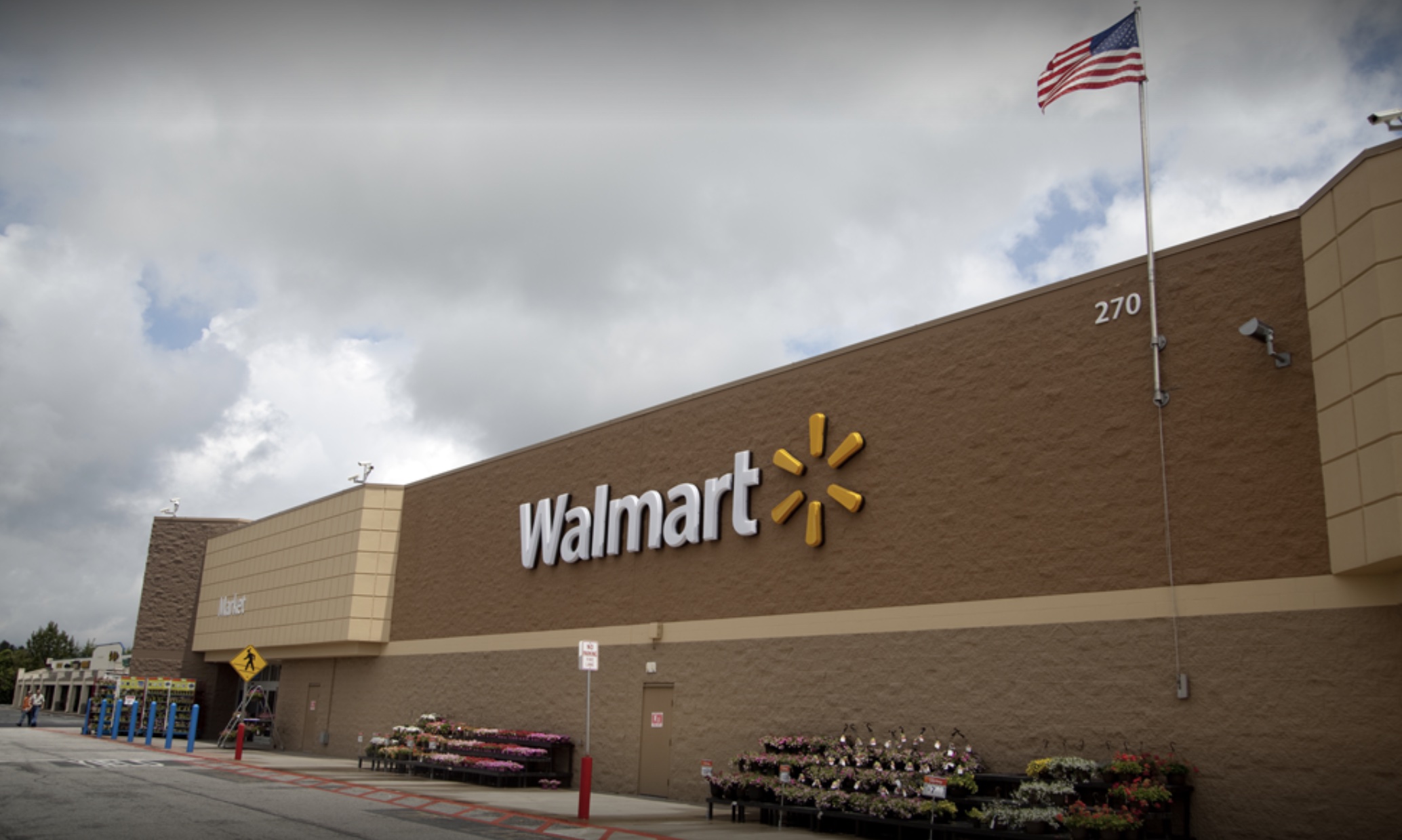 Walmart to close for COVID-19 precautions