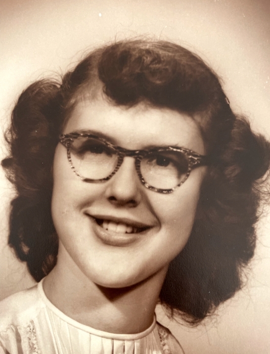 Obituary For Carilyn (Dowell) Akins