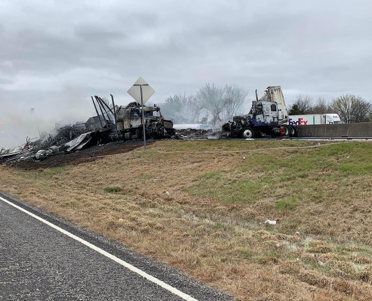Interstate-30 near Brashear closed after crash