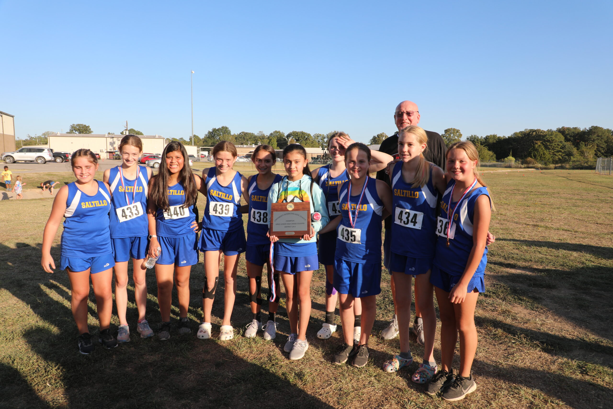 County schools cross country succeeds at Distict, Regional