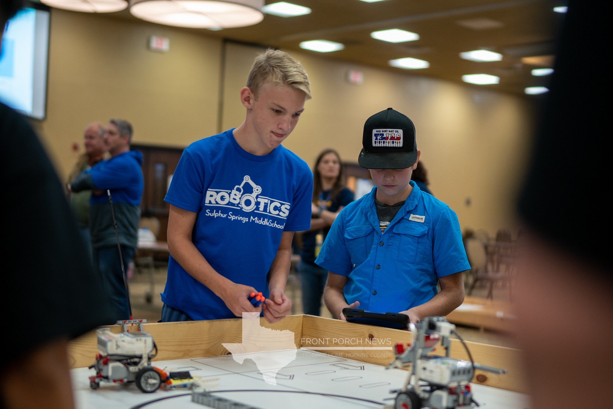 SSMS hosts first ever robotics tournament
