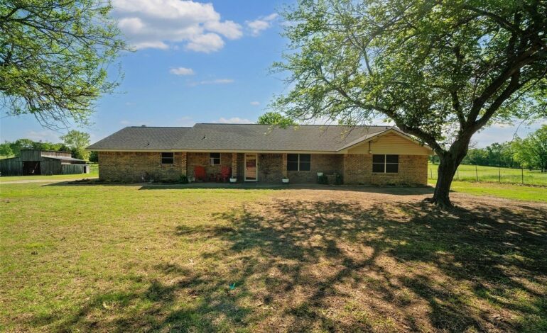 Just-Hit-the-Market Well Maintained Home on 46 Acres in Hopkins County